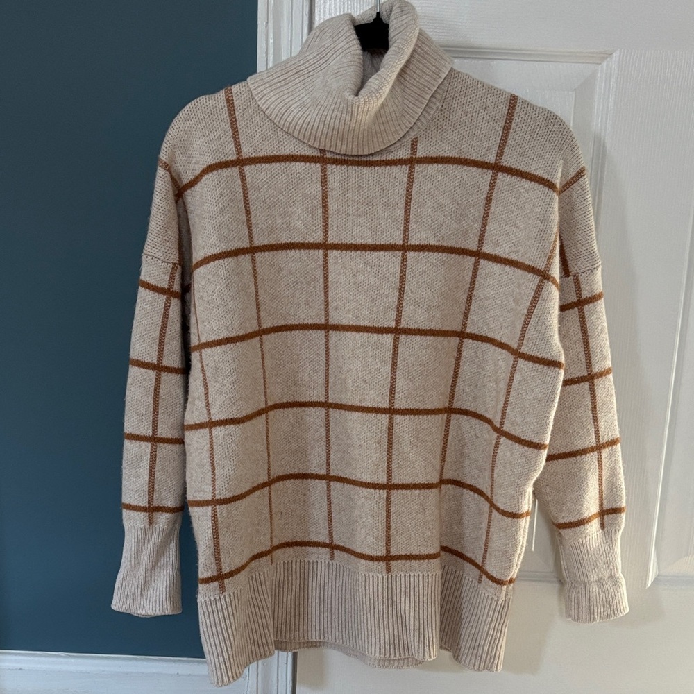 Madewell Knit Turtleneck in Cream and Tan